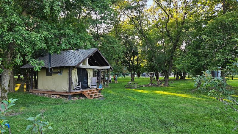 The Glamp Tent Experience For Overnight Stays