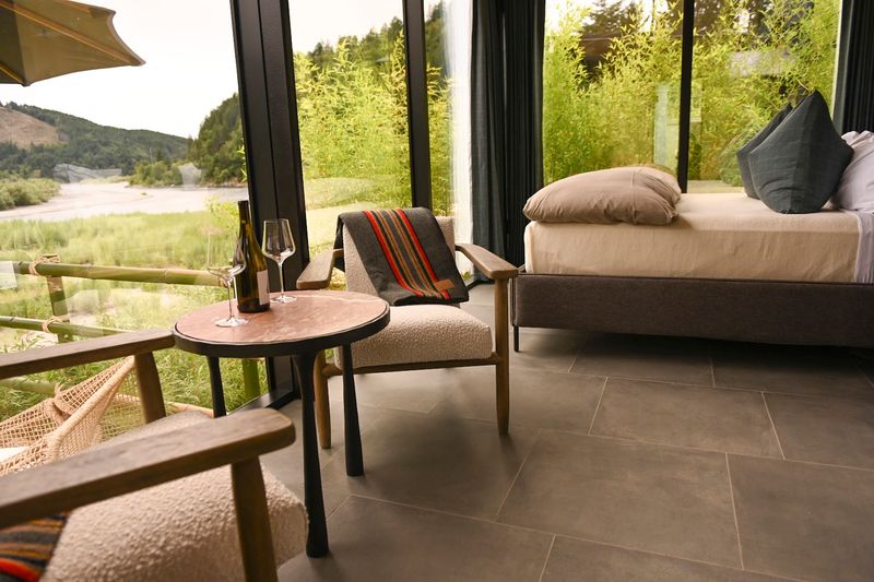 The Glass Cabins, Sleeping Inside Nature