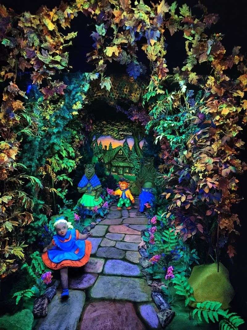 The Hidden Gnomes Make The Walk Feel Personal The Hidden Gnomes Make The Walk Feel Personal