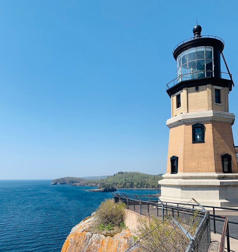 The Historic 1910 Split Rock Lighthouse The Historic 1910 Split Rock Lighthouse