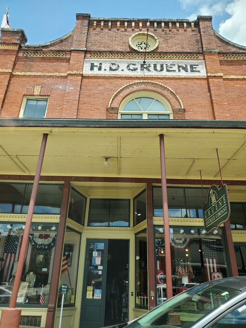 The Historic Gruene District Sets the Stage