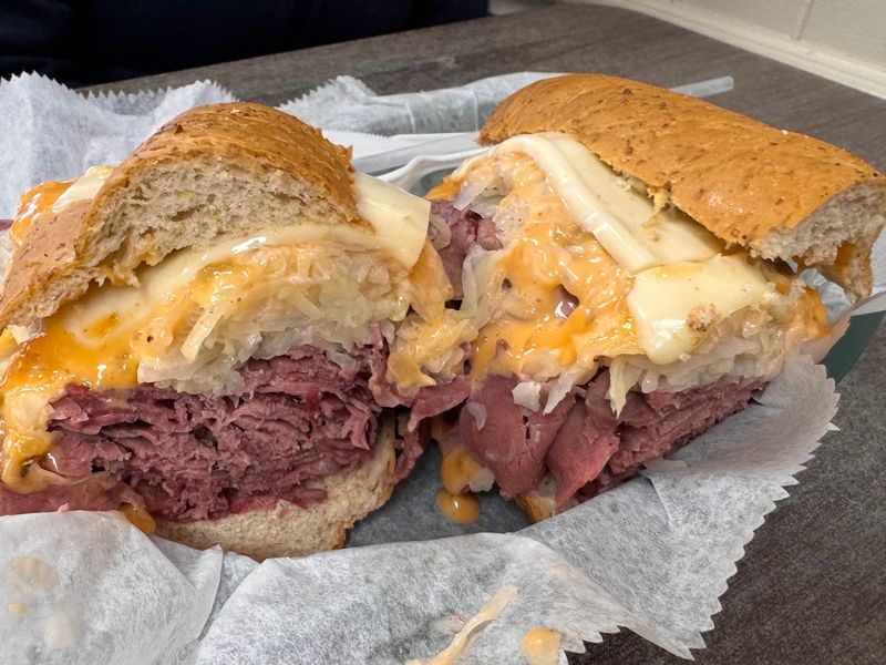 The Hot Pastrami Is the Reason People Come Back