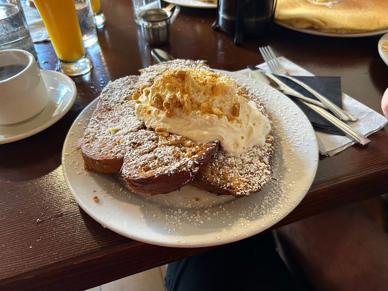 The Kind Of Brunch That Takes Over Your Whole Morning The Kind Of Brunch That Takes Over Your Whole Morning