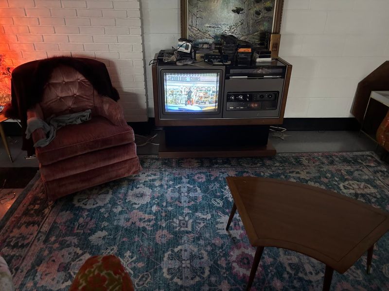 The Kind Of Room People Actually Linger In
