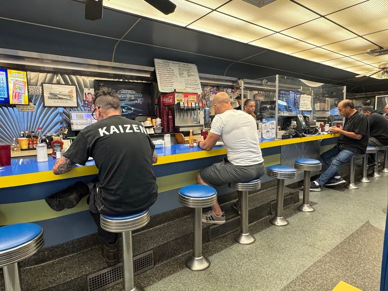 The Kind of Service That Actually Makes You Feel Welcome
