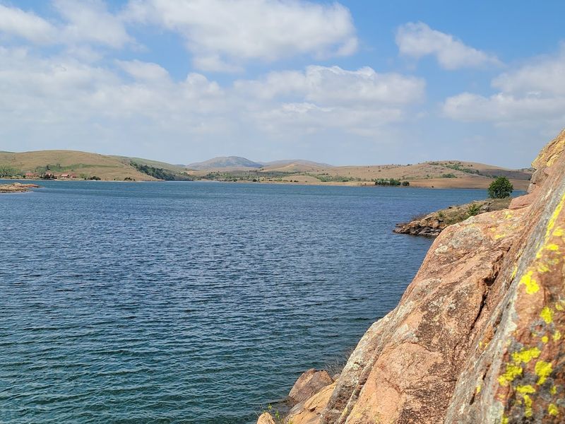 The Lake Itself: A 360-Acre No-Wake Escape The Lake Itself: A 360-Acre No-Wake Escape