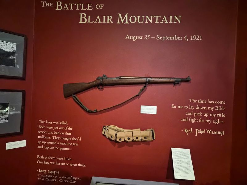 The Largest Armed Labor Uprising in U.S. History The Largest Armed Labor Uprising in U.S. History