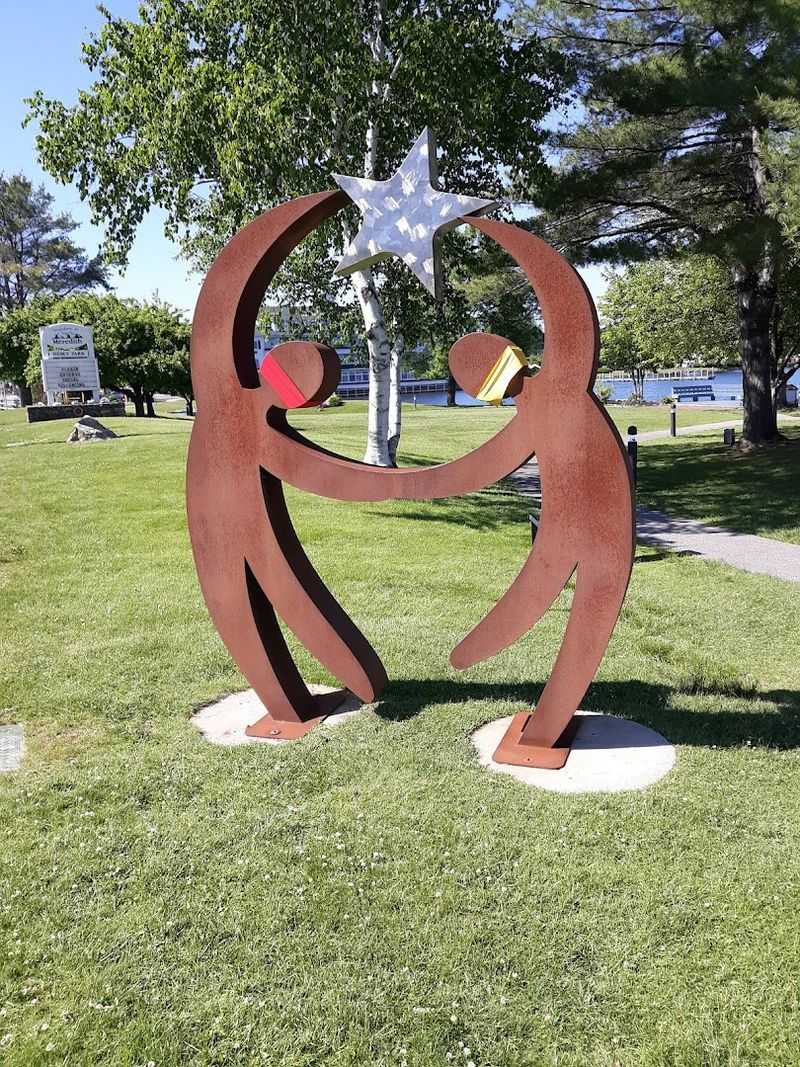 The Meredith Sculpture Walk That Turns the Whole Town Into a Gallery The Meredith Sculpture Walk That Turns the Whole Town Into a Gallery