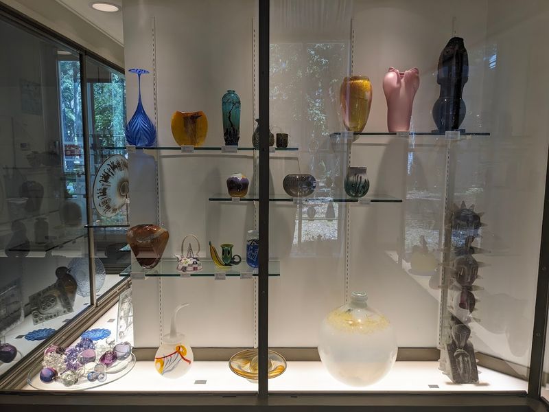 The Museum Of American Glass