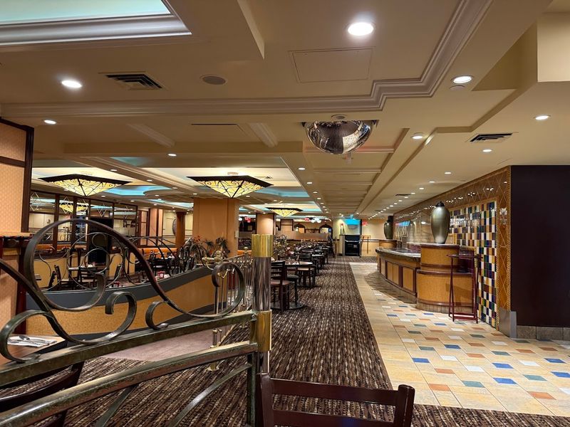 The Old School Casino Cafe Comfort