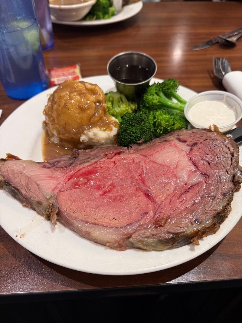 The Prime Rib Moment Everyone Waits For