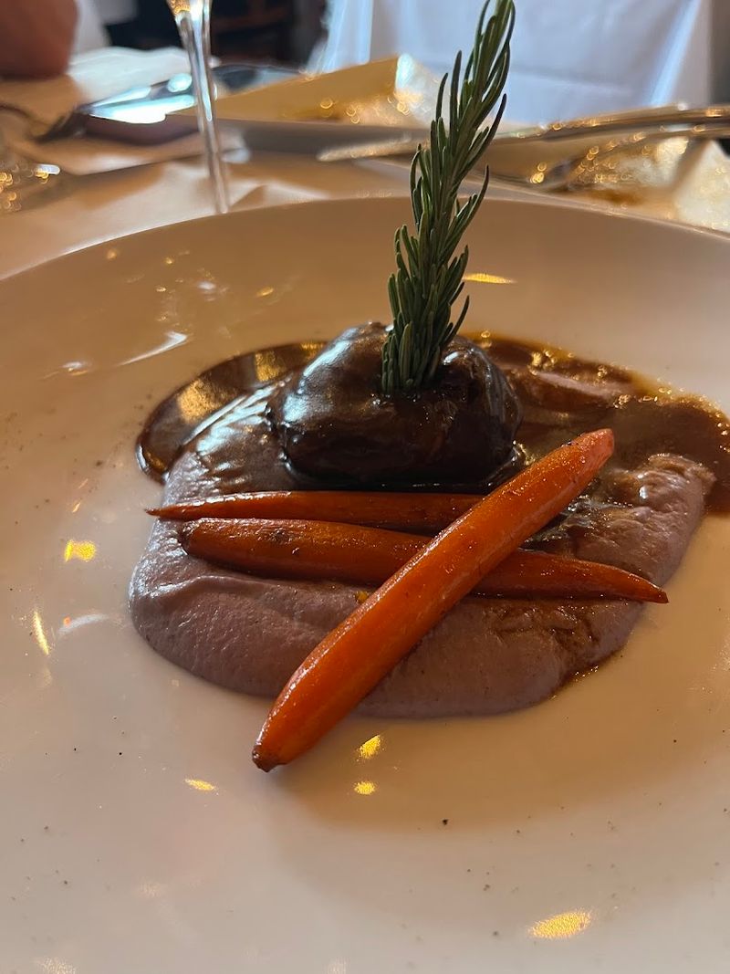 The Prix Fixe Experience That Tells a Full Story