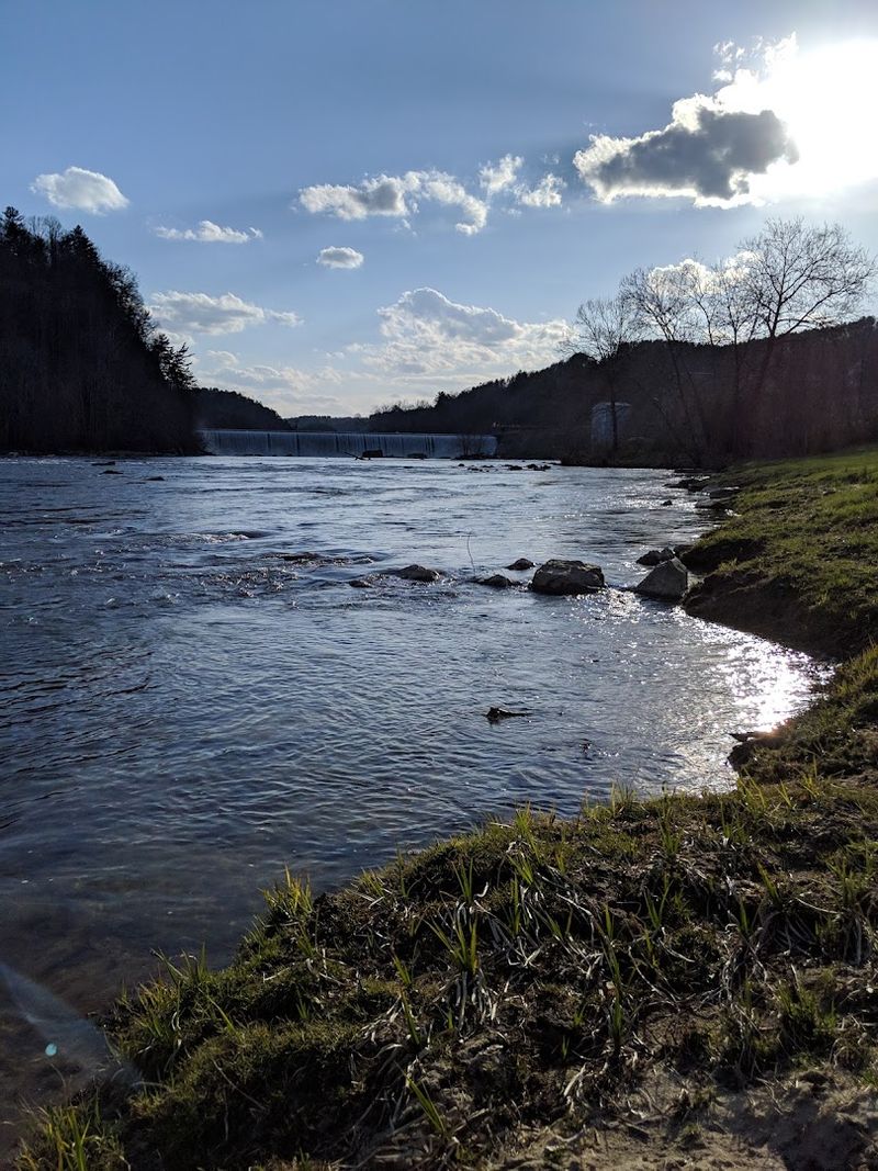 The Quiet, Timeless Atmosphere of a Town That Slows You Down