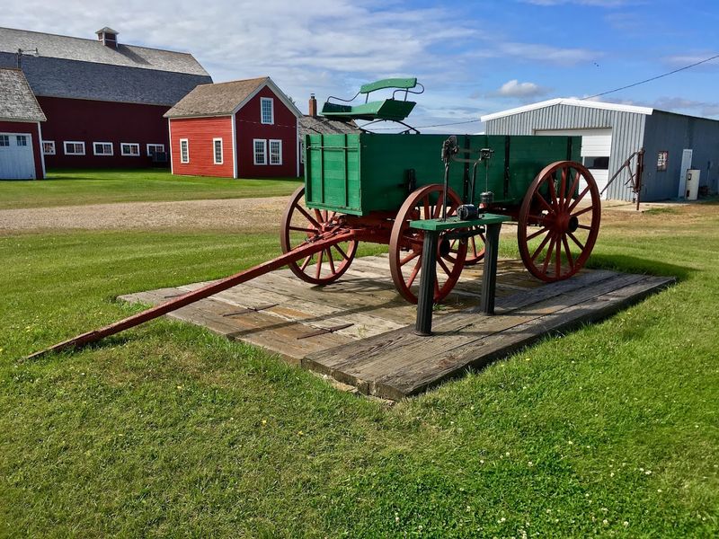 The Seasonal Workers Who Kept the Fields Running