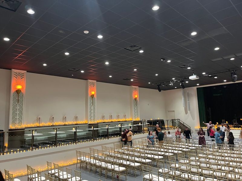 The Seating Layout and How to Choose the Right Spot