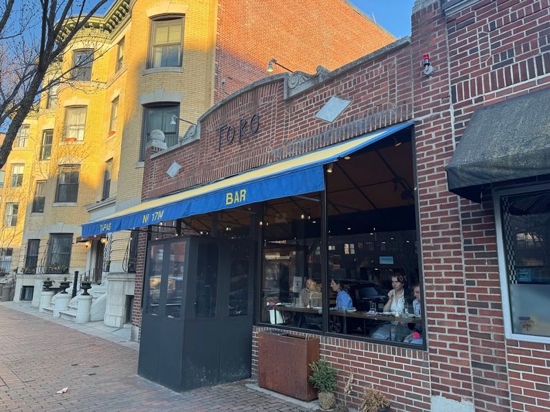 The South End Setting Does Half The Work The South End Setting Does Half The Work