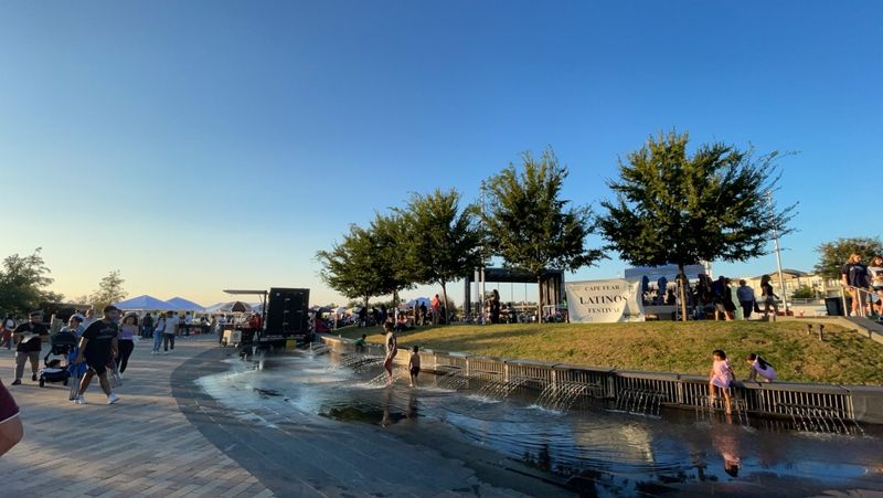 The Splash Fountains Really Do The Heavy Lifting