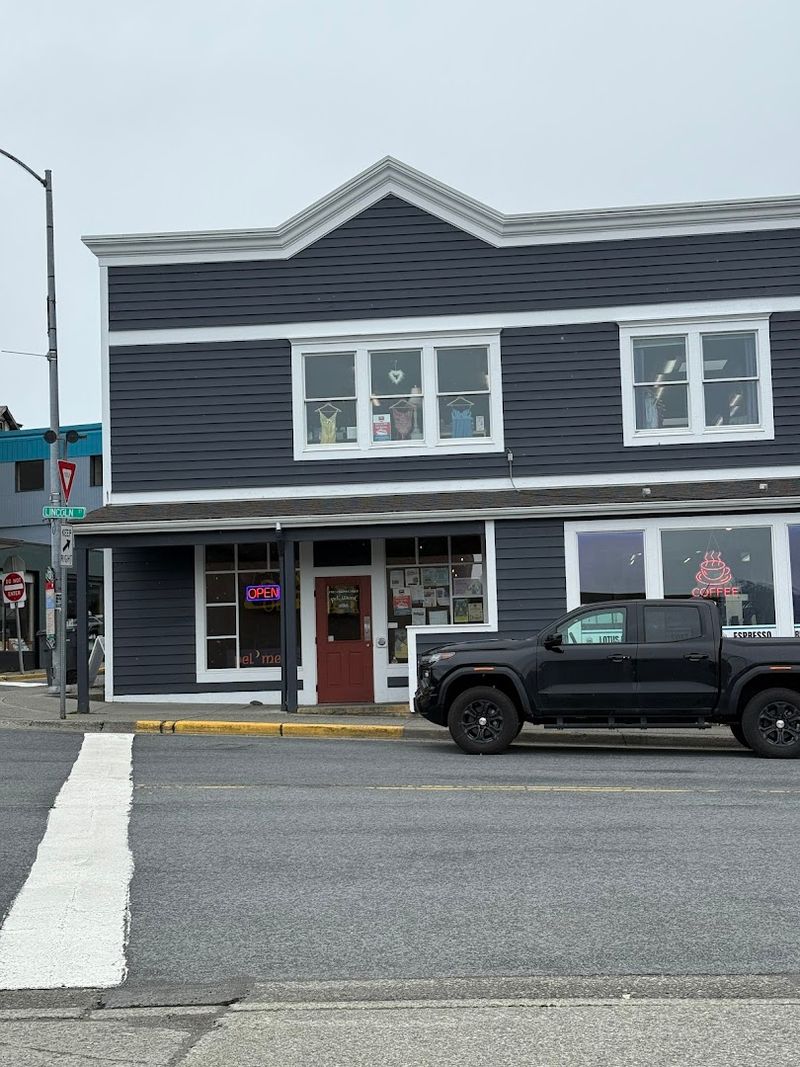 The Spot Itself: A Tiny Restaurant With a Big Personality The Spot Itself: A Tiny Restaurant With a Big Personality