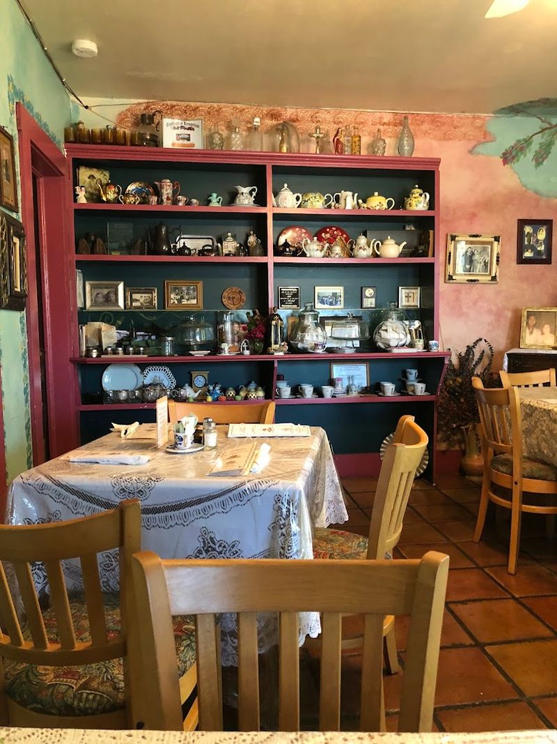 The Tasting Room Cafe, a Hidden Restaurant With Real Soul