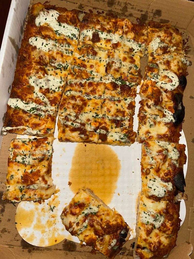 The Upside Down Square Pizza Worth Planning Your Week Around The Upside Down Square Pizza Worth Planning Your Week Around