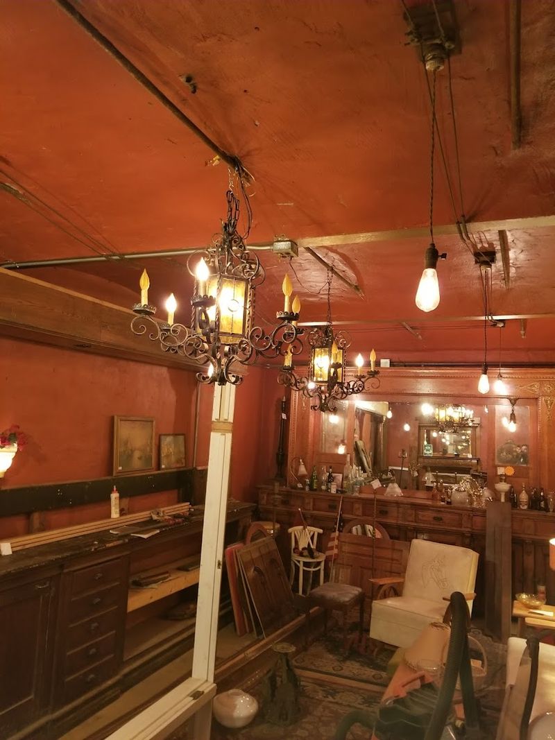 The Warm and Welcoming Atmosphere Inside the Store