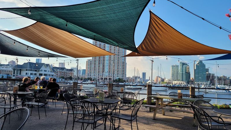 The Waterfront Views That Make Every Meal Feel Like a Vacation