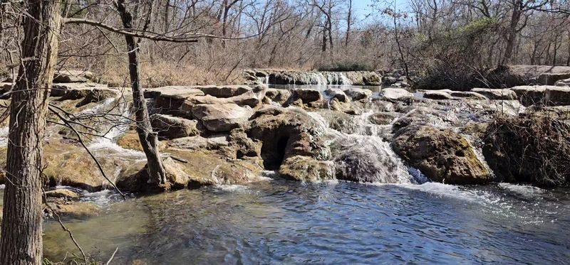Travertine Rock: The Geology Behind the Beauty