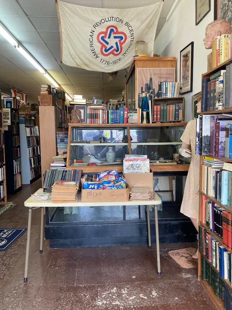 Try Spotting Memorabilia, Maps, and Flags on Every Wall