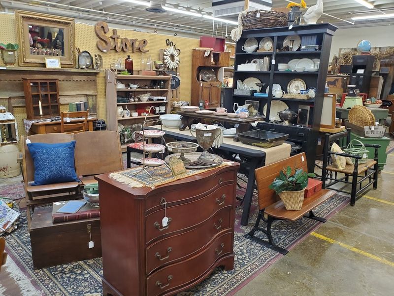 Vintage Furniture Finds Worth Driving Hours to See