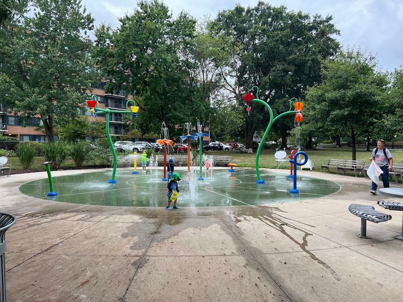 Virginia Highlands Park, Arlington