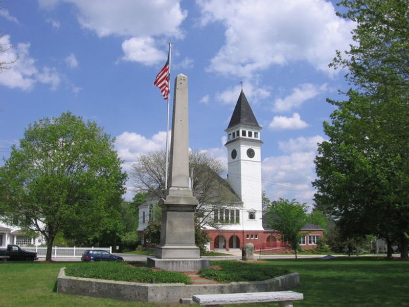 Visiting Pine Hill Road in Hollis, What You Need to Know Before You Go