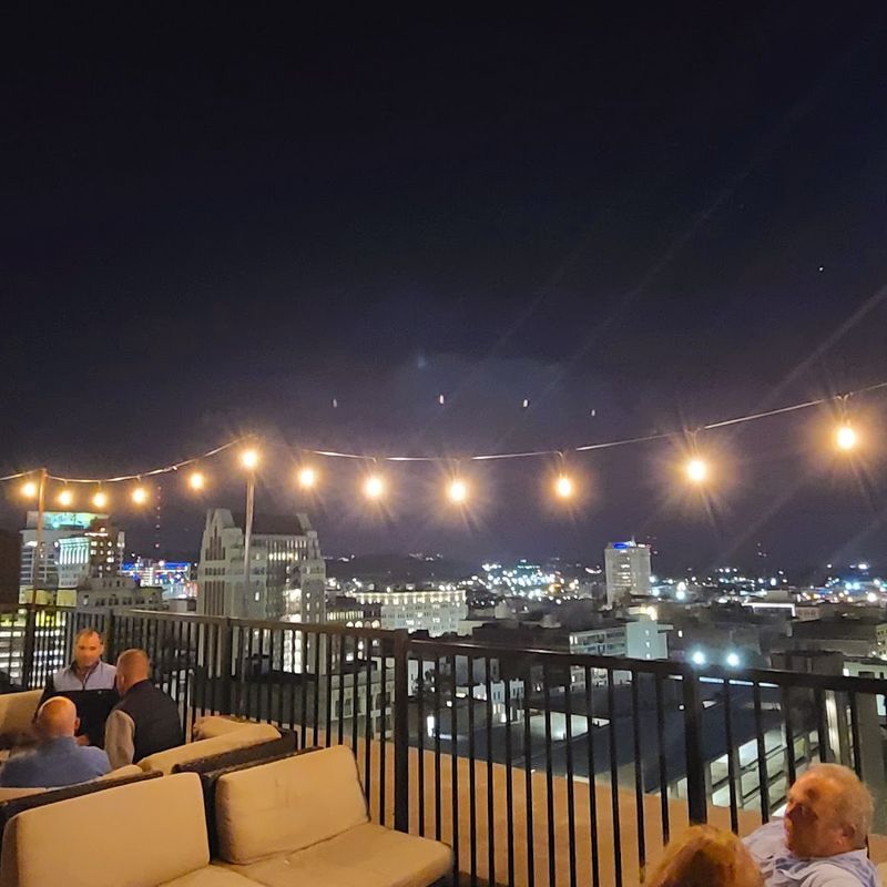 Weekend Nights Transform the Space Into a Lively Music Scene