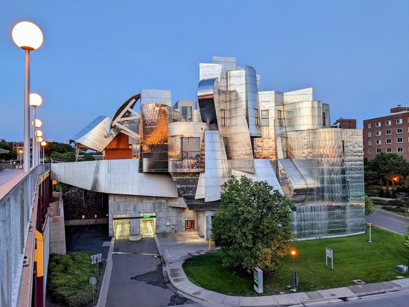 Weisman Art Museum, Minneapolis, Minnesota