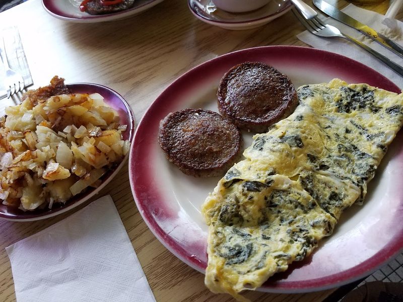 What Makes a Diner Truly Old School What Makes a Diner Truly Old School