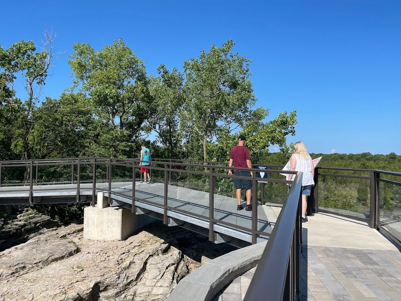 What to Expect When You Visit the Glacial Grooves Site
