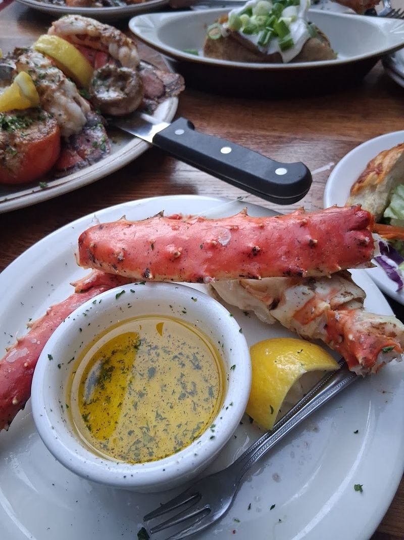 Where Cajun Spice Meets Alaskan Seafood