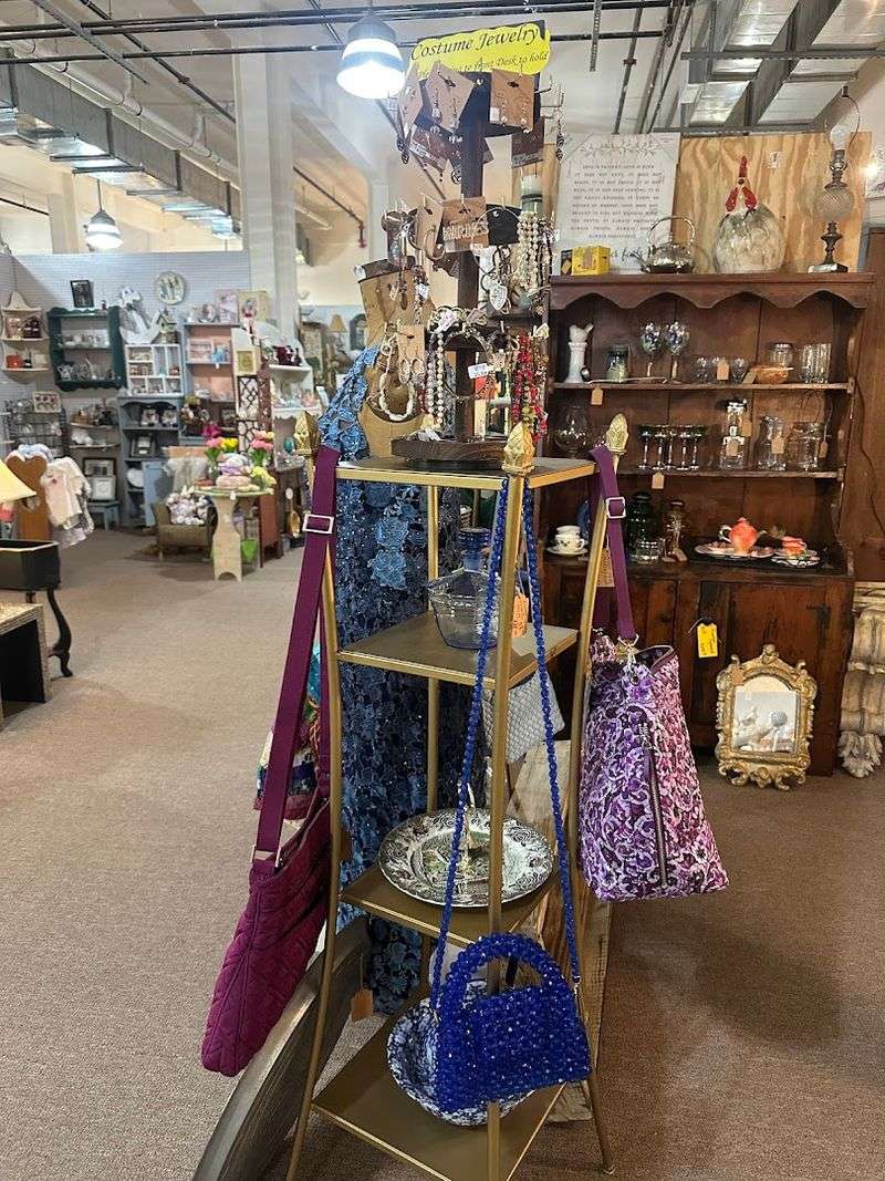 Why Brass Lantern Antiques Earns Its Reputation as a Must-Visit