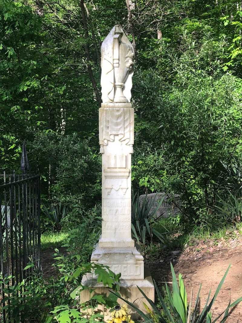 Why Hatfield Cemetery Deserves a Spot on Your American History Road Trip Why Hatfield Cemetery Deserves a Spot on Your American History Road Trip