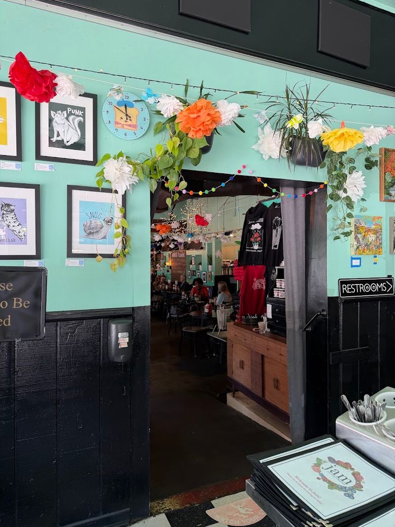 Why Jam on Hawthorne Belongs on Every Portland Itinerary