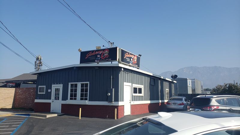 Why Johnny's Cafe Belongs on Every Omaha Itinerary