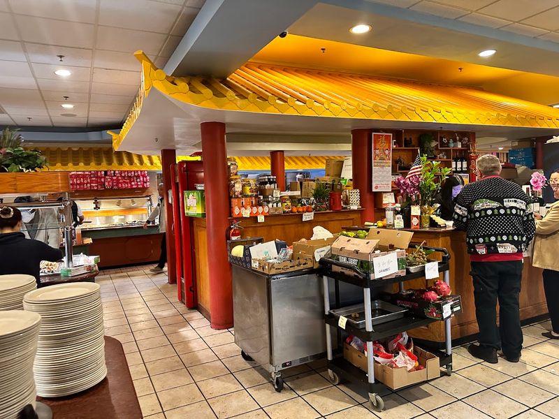 Why Locals Keep Returning to Super King Buffet