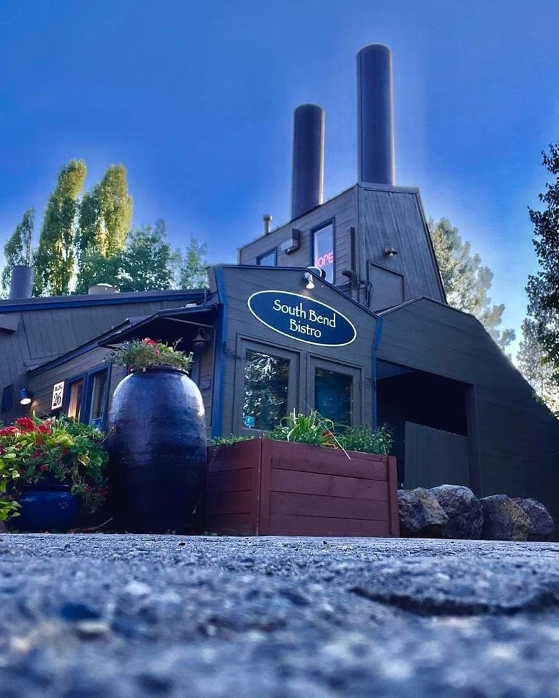 Why South Bend Bistro Belongs on Your Bend Oregon Itinerary