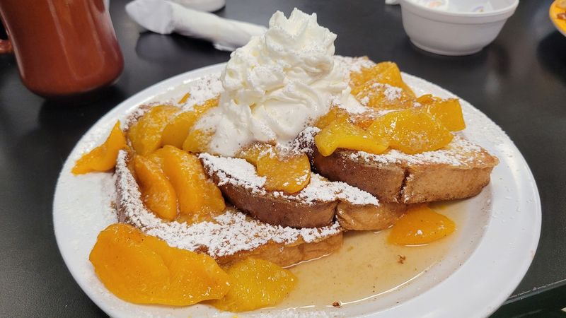 Why This Diner Belongs on Your Missouri Food List Why This Diner Belongs on Your Missouri Food List