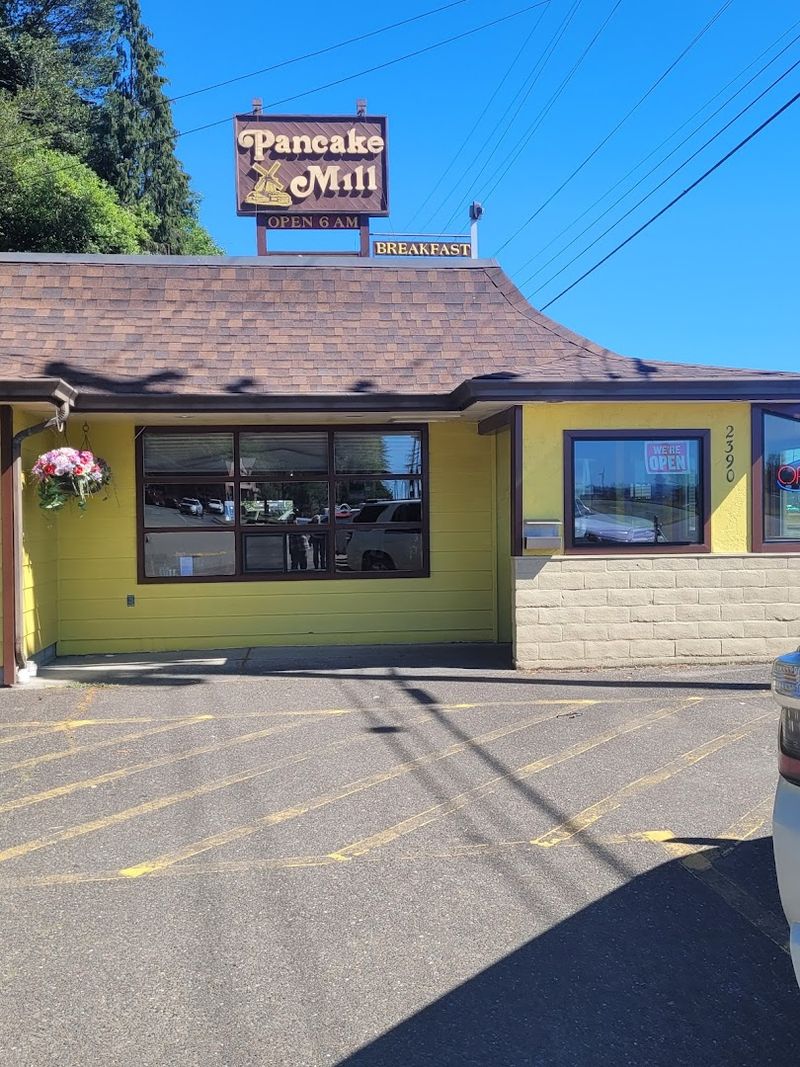 Why This Oregon Gem Keeps Pulling People Back Why This Oregon Gem Keeps Pulling People Back