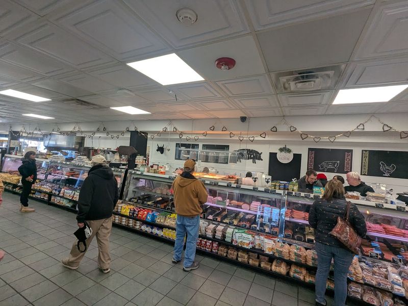 Why This Shop Keeps Customers Coming Back for Decades