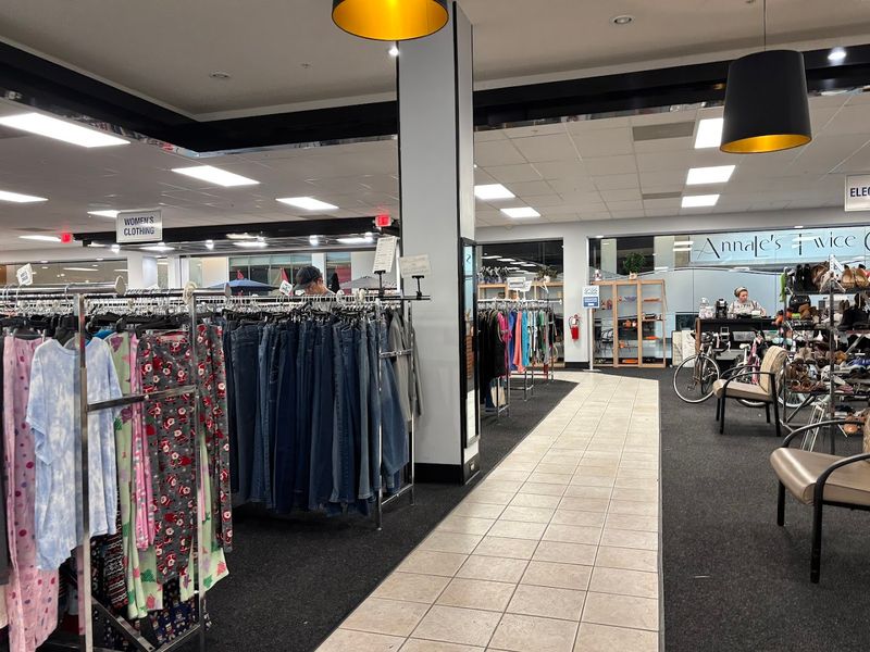 You Get More Space Than Most Retail Stores Offer