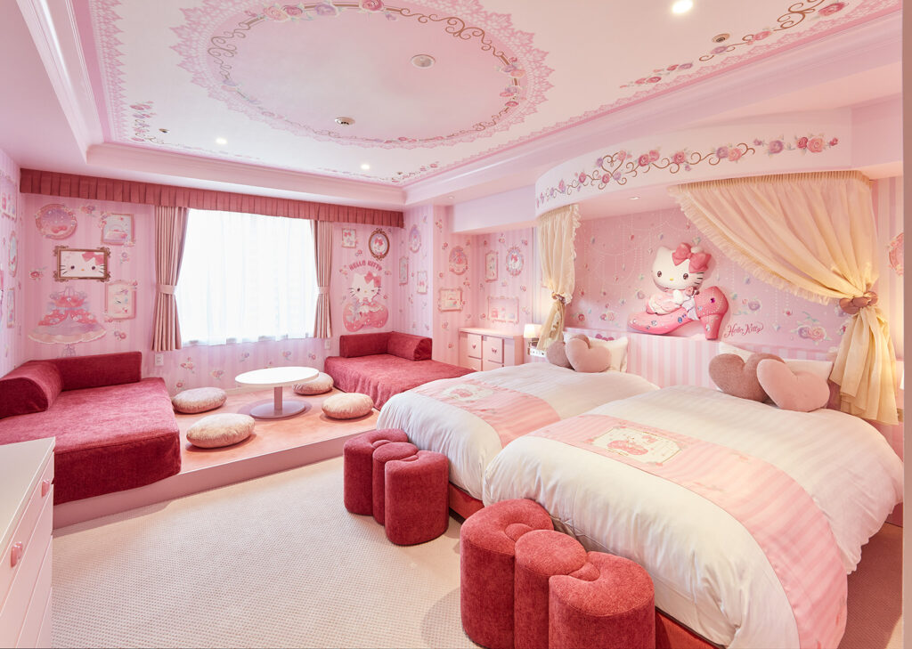 Hello Kitty twin-bedded room at Keio Plaza Hotel Hachioji. Photo c. Keio Plaza Hotel