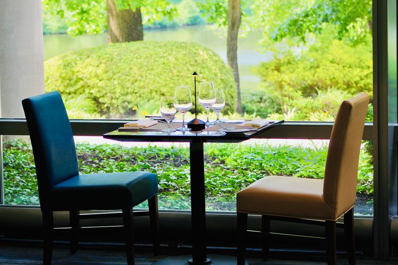 2941 Restaurant, Falls Church