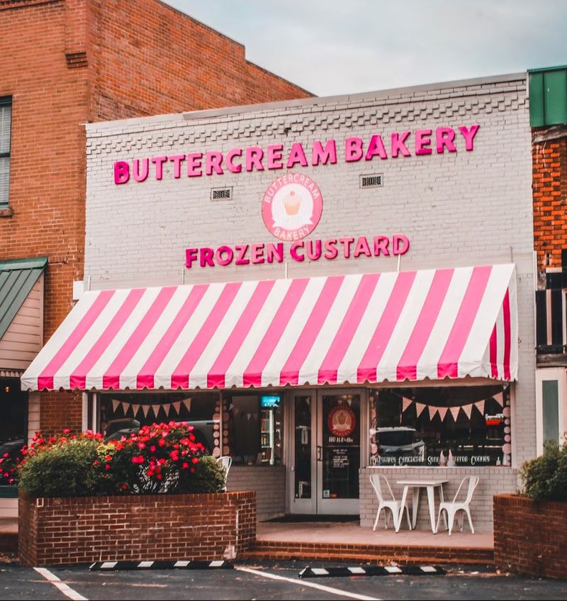 A Bakery Born from the Heart of a Small Town