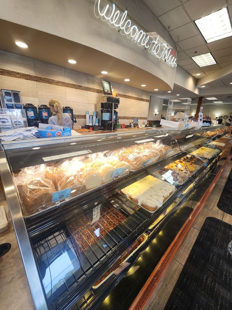A Bakery Counter Worth Lingering Over A Bakery Counter Worth Lingering Over